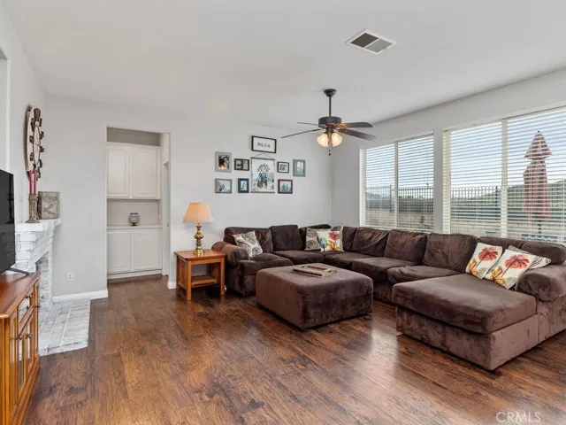 36372 Cougar Place, Murrieta, California 92563