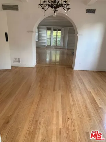 7970 Blackburn Avenue, Los Angeles, California 90048