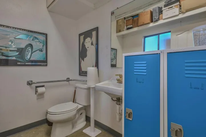 1583 Del Monte Boulevard, None, California 93955