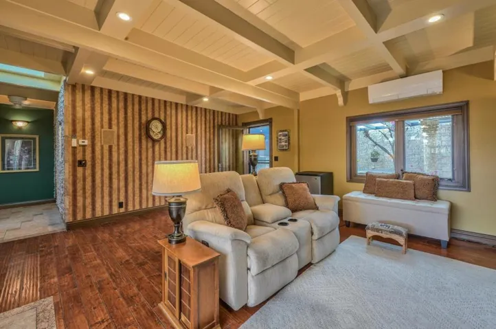 1583 Del Monte Boulevard, None, California 93955