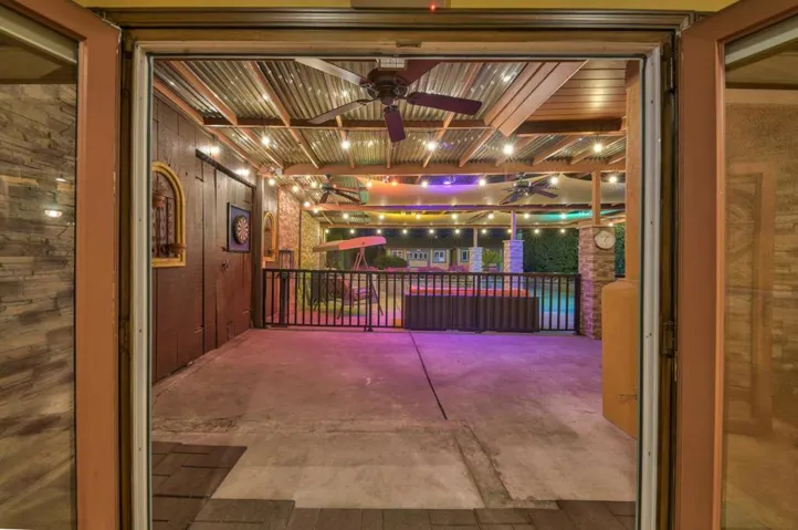 1583 Del Monte Boulevard, None, California 93955