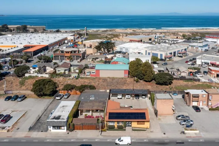 1583 Del Monte Boulevard, None, California 93955