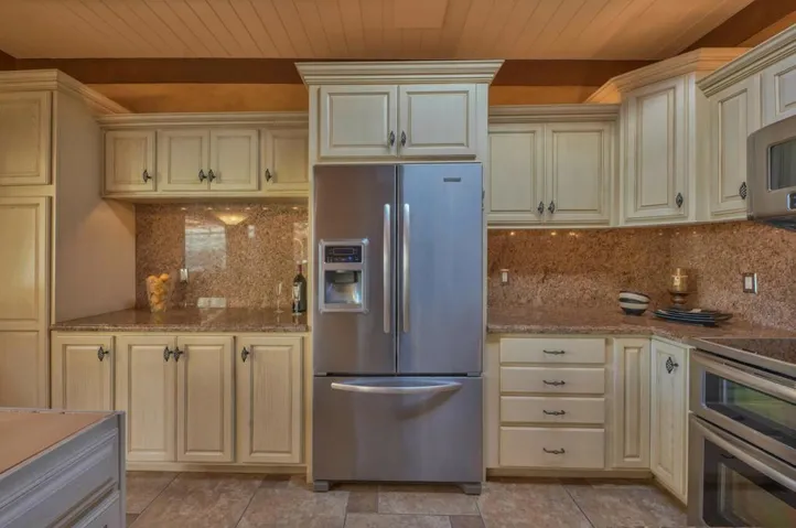 1583 Del Monte Boulevard, None, California 93955