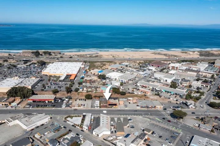 1583 Del Monte Boulevard, None, California 93955