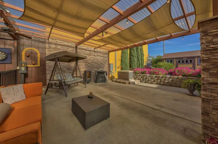 1583 Del Monte Boulevard, None, California 93955