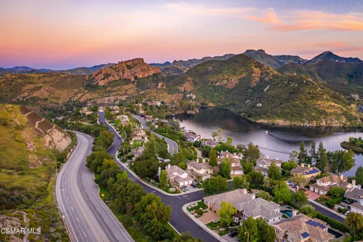 620 Ravensbury St Lake Sherwood-75