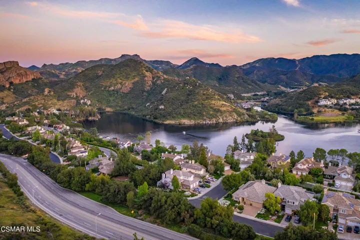 620 Ravensbury St Lake Sherwood-74