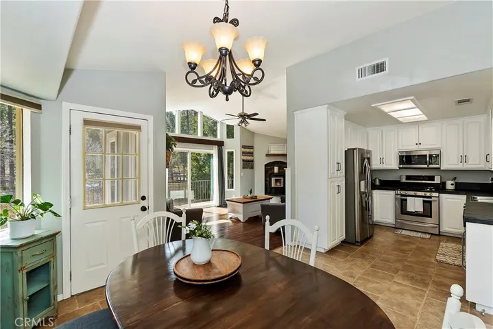 22358 Glenwood Drive, Crestline, California 92325