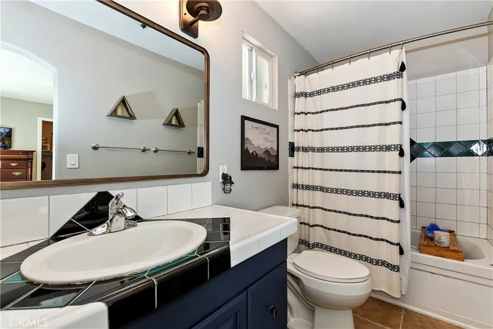 22358 Glenwood Drive, Crestline, California 92325