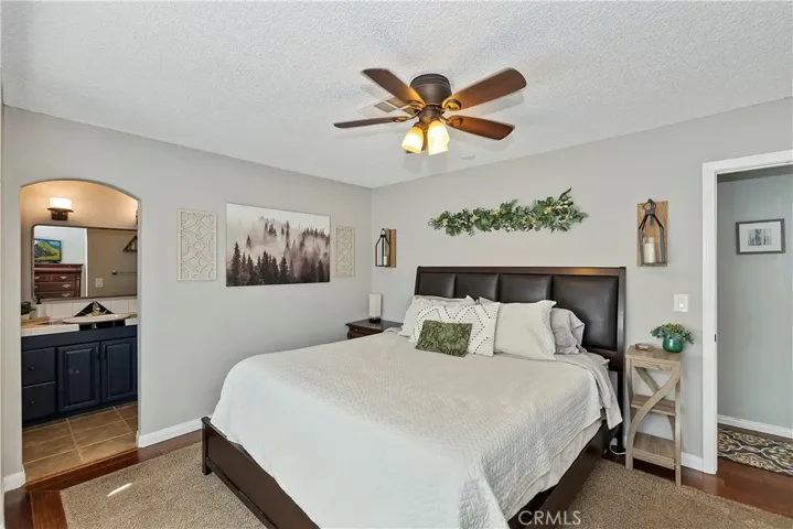 22358 Glenwood Drive, Crestline, California 92325