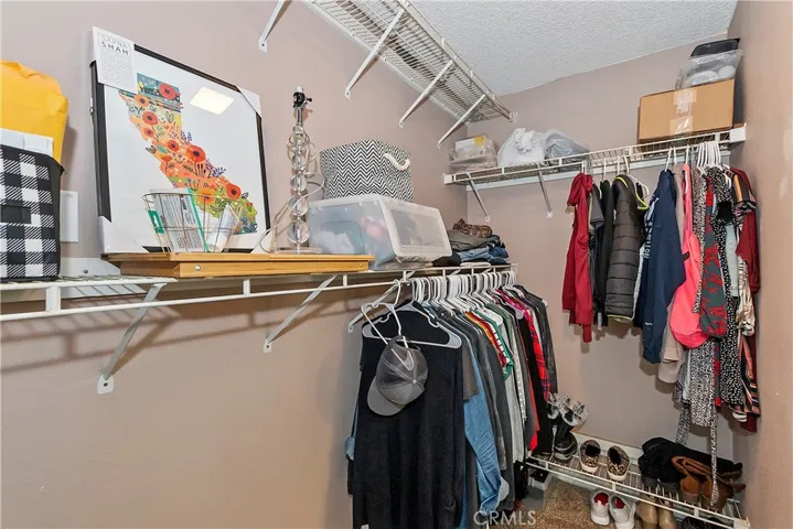 22358 Glenwood Drive, Crestline, California 92325