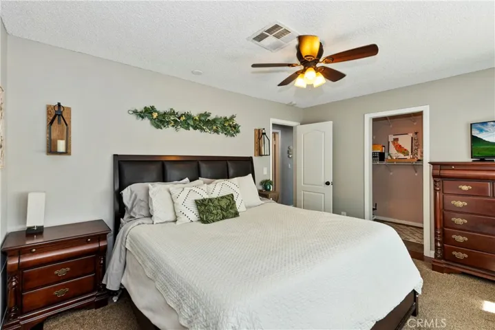 22358 Glenwood Drive, Crestline, California 92325