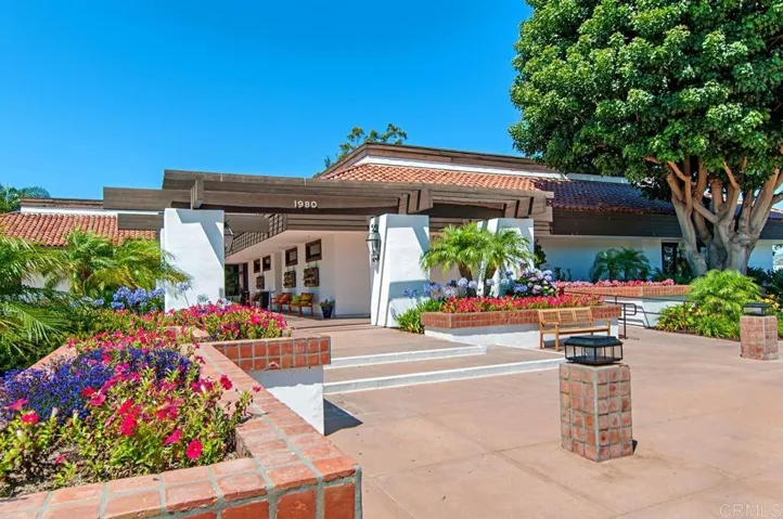 1993 Cloverleaf Court, Vista, California 92081