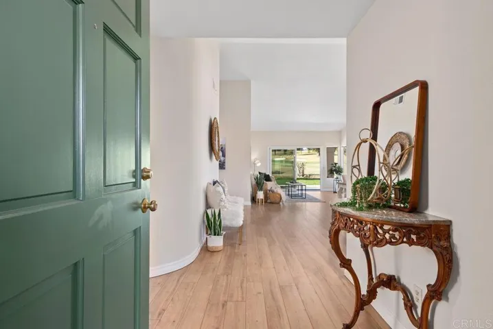 1993 Cloverleaf Court, Vista, California 92081