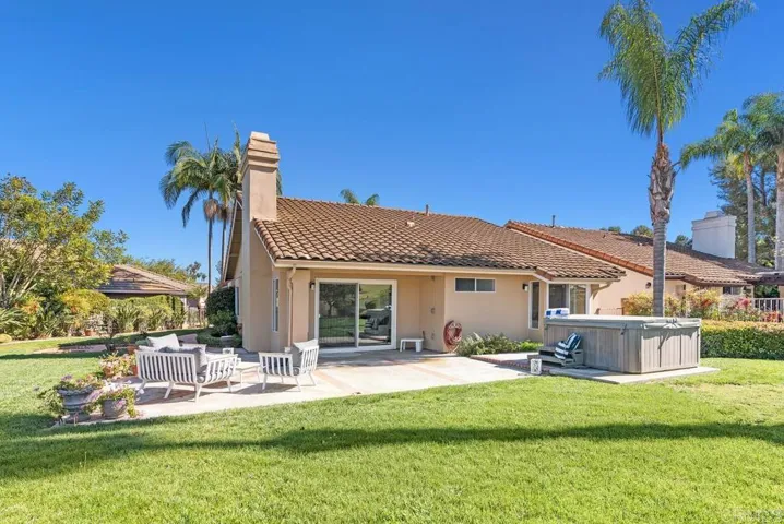 1993 Cloverleaf Court, Vista, California 92081