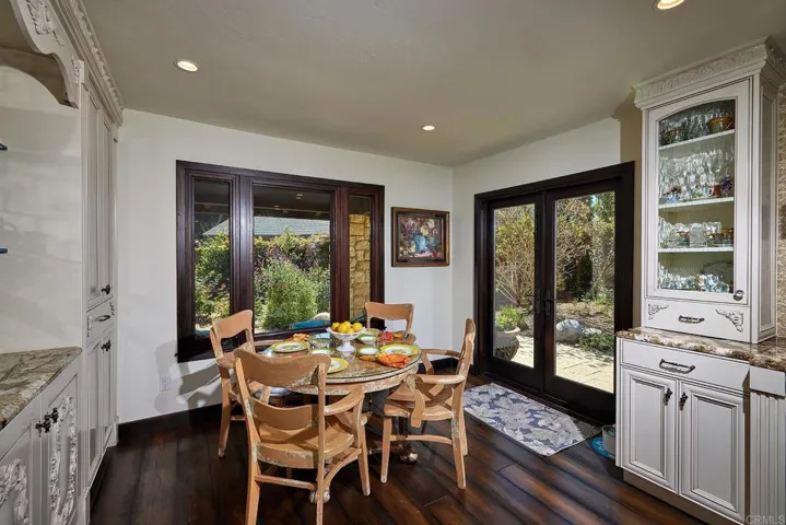 350 Punta Baja, Solana Beach, California 92075
