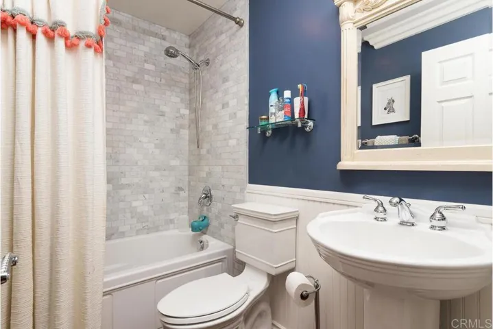 2905 C, San Diego, California 92102