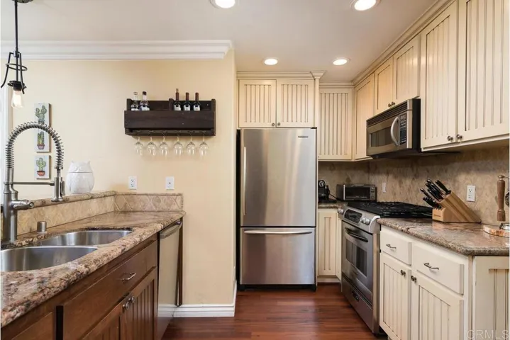 2905 C, San Diego, California 92102
