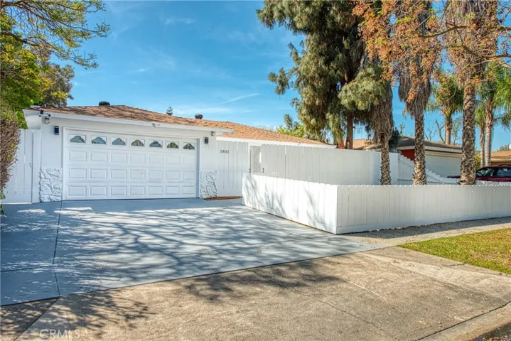 1801 W Gettysburg Avenue, Fresno, California 93705