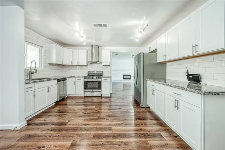 1801 W Gettysburg Avenue, Fresno, California 93705
