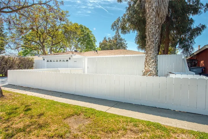 1801 W Gettysburg Avenue, Fresno, California 93705