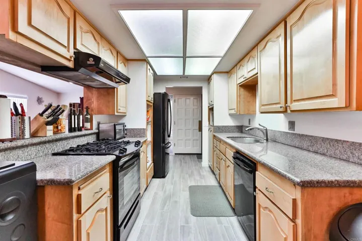 12026 Los Amigos Way, Lakeside, California 92040