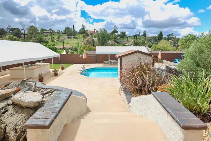 12026 Los Amigos Way, Lakeside, California 92040