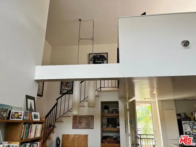 1885 Veteran Avenue 305, Los Angeles, California 90025