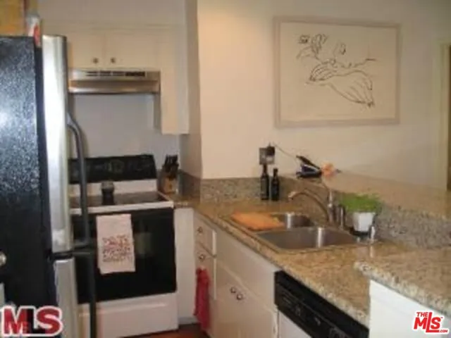 1885 Veteran Avenue 305, Los Angeles, California 90025