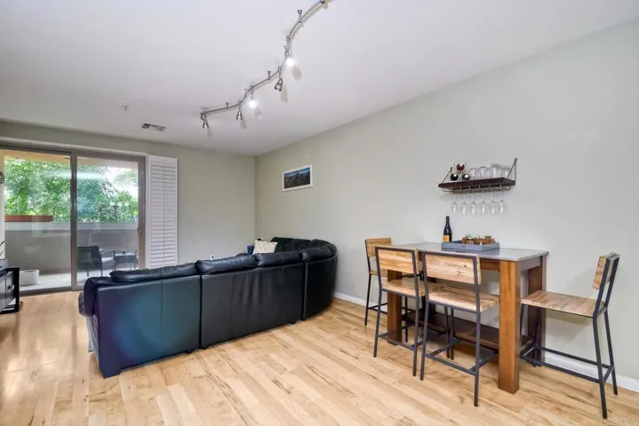 3857 Pell Place 202, San Diego, California 92130