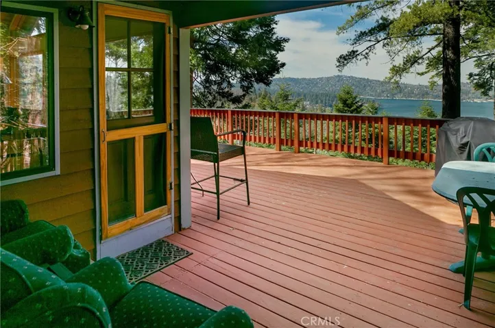 524 Sunderland Court, Lake Arrowhead, California 92352