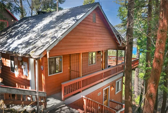 524 Sunderland Court, Lake Arrowhead, California 92352