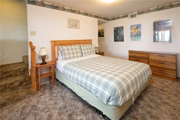 524 Sunderland Court, Lake Arrowhead, California 92352
