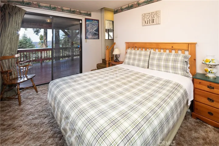524 Sunderland Court, Lake Arrowhead, California 92352