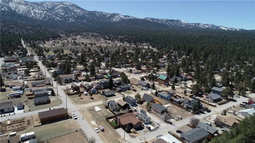 2192 7th Lane, Big Bear City, California 92314