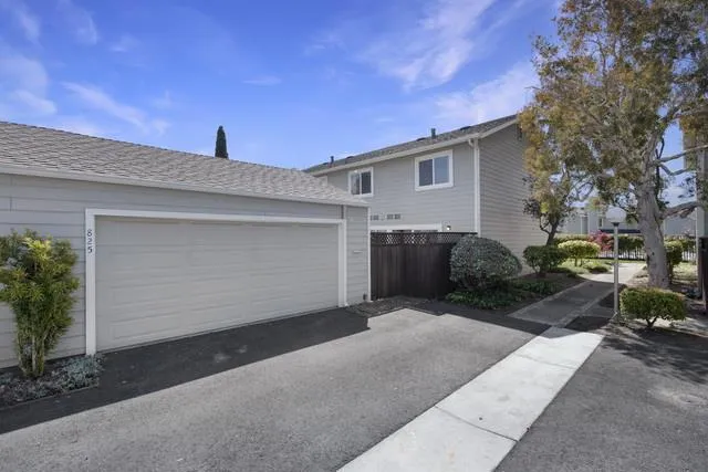 825 Peary Lane, Foster City, California 94404