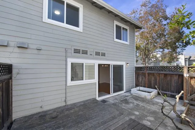 825 Peary Lane, Foster City, California 94404