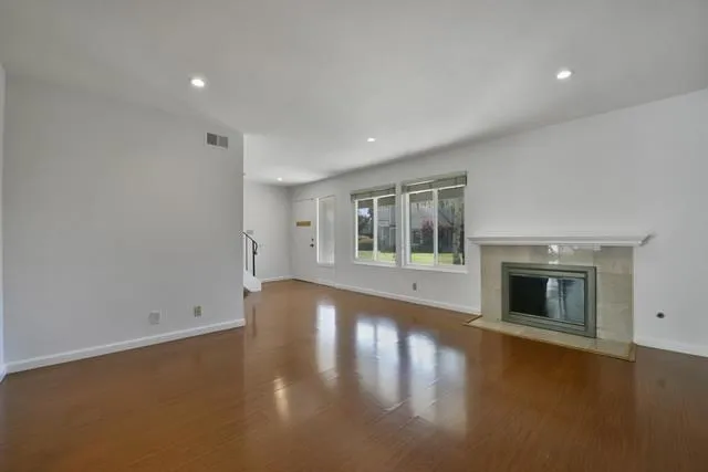 825 Peary Lane, Foster City, California 94404