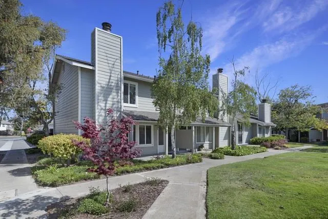 825 Peary Lane, Foster City, California 94404