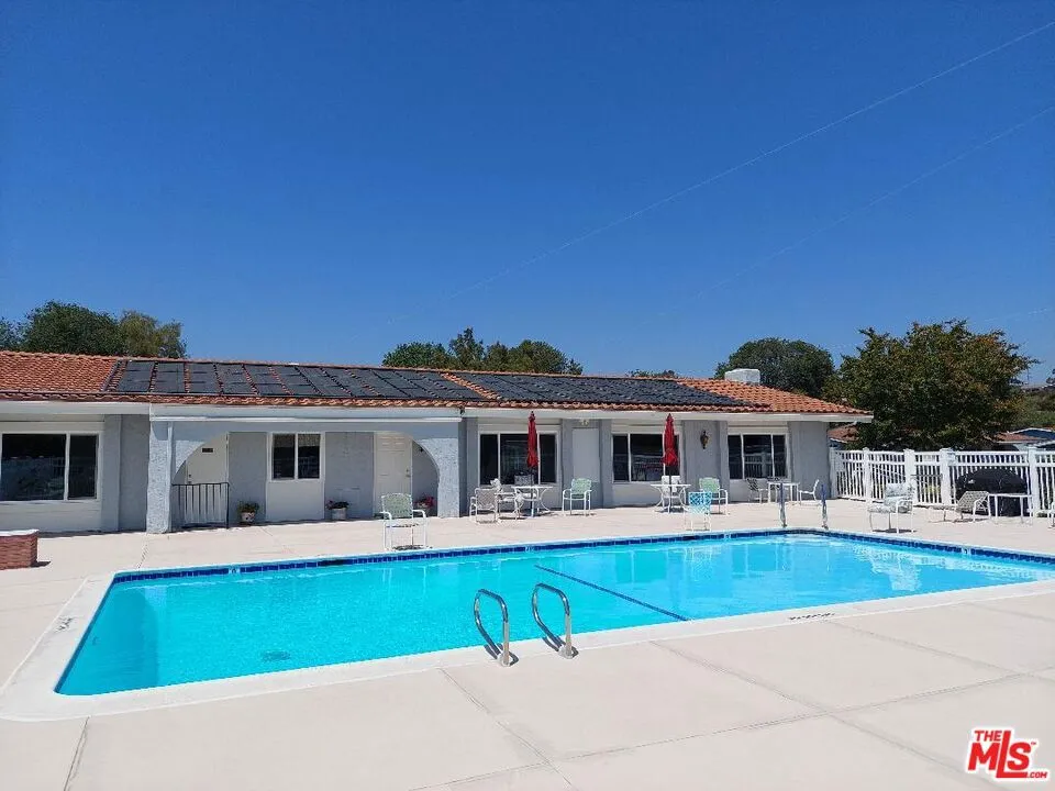 3501 Pear Blossom Avenue, Oceanside, California 92057 home-pic-9