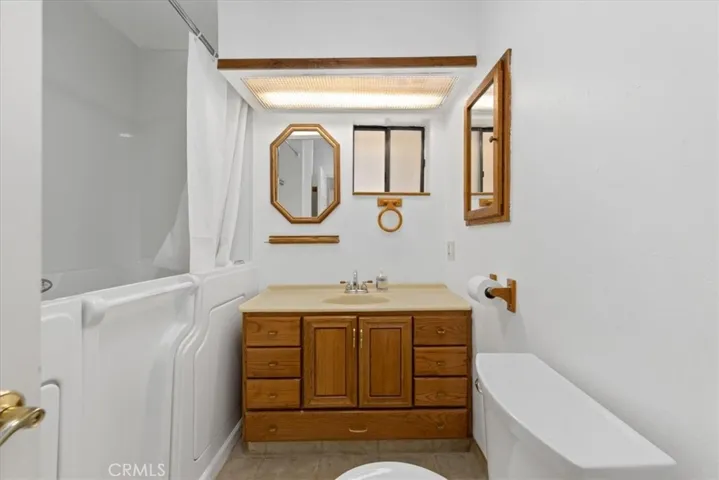 17895 Alps Drive, Tehachapi, California 93561
