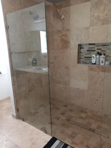 Master Bath (2)