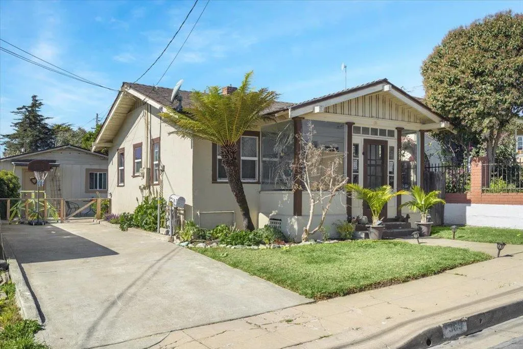 309 Jefferson Street, Watsonville, California 95076 home-pic-0