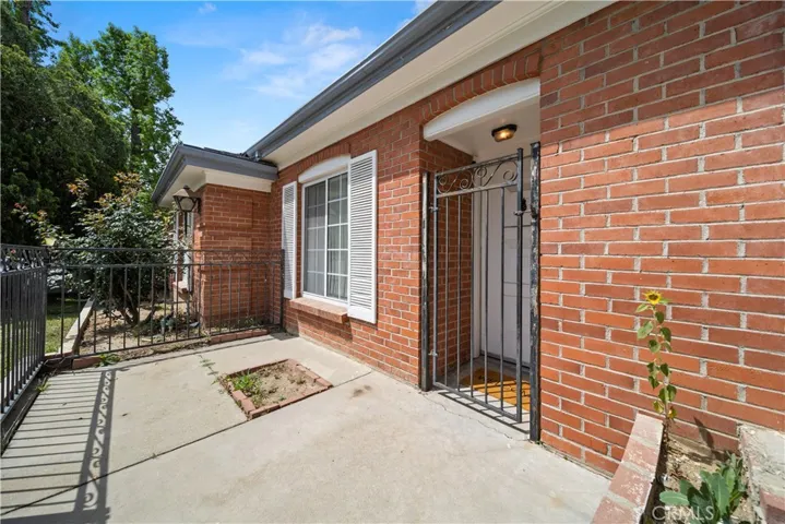 19458 Lupin Avenue, Rialto, California 92377