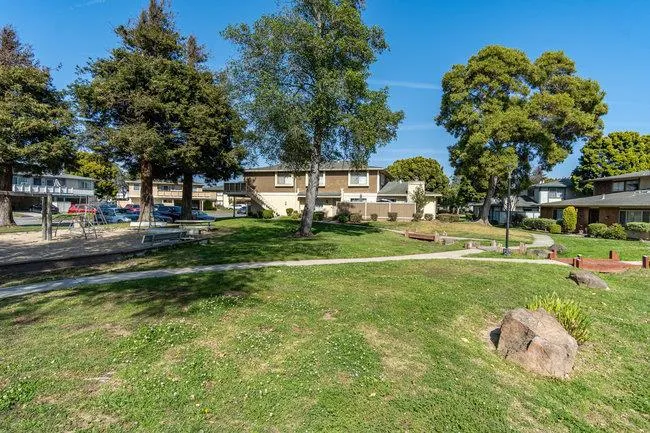 1883 Cherokee Drive 3, Salinas, California 93906