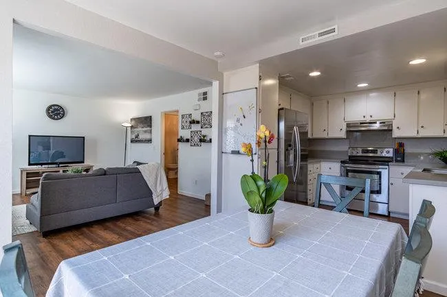 1883 Cherokee Drive 3, Salinas, California 93906
