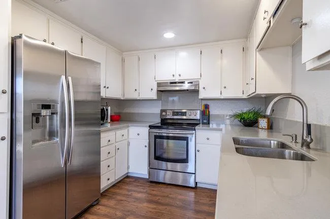 1883 Cherokee Drive 3, Salinas, California 93906