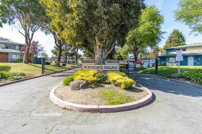1883 Cherokee Drive 3, Salinas, California 93906