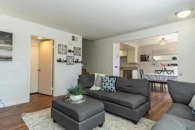 1883 Cherokee Drive 3, Salinas, California 93906
