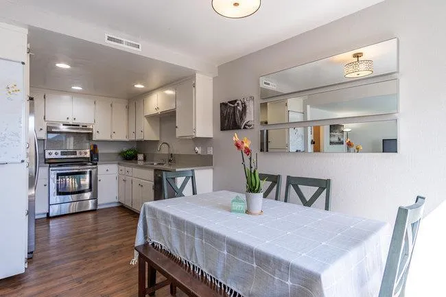 1883 Cherokee Drive 3, Salinas, California 93906